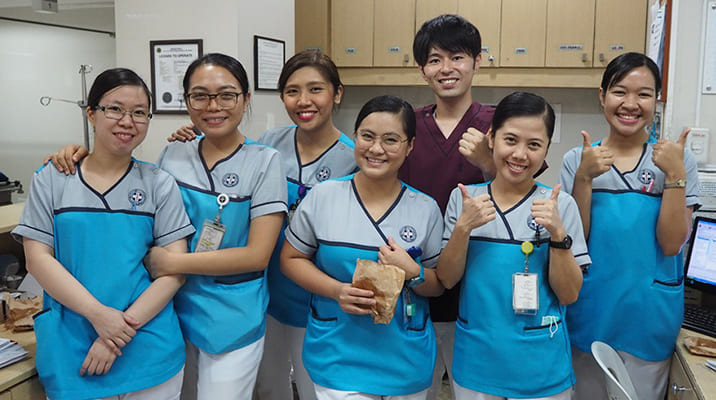 フィリピンの医療機関訪問やボランティアに参加