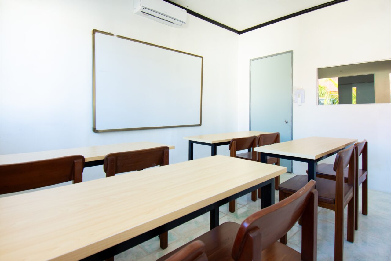 フィリピン看護留学の教室でのレッスン